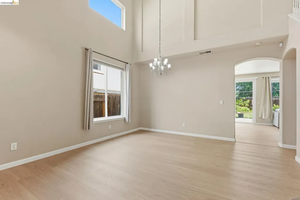 2415 Crystal Way Antioch CA 94531