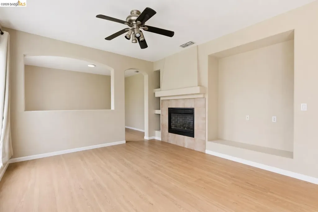 2415 Crystal Way Antioch CA 94531