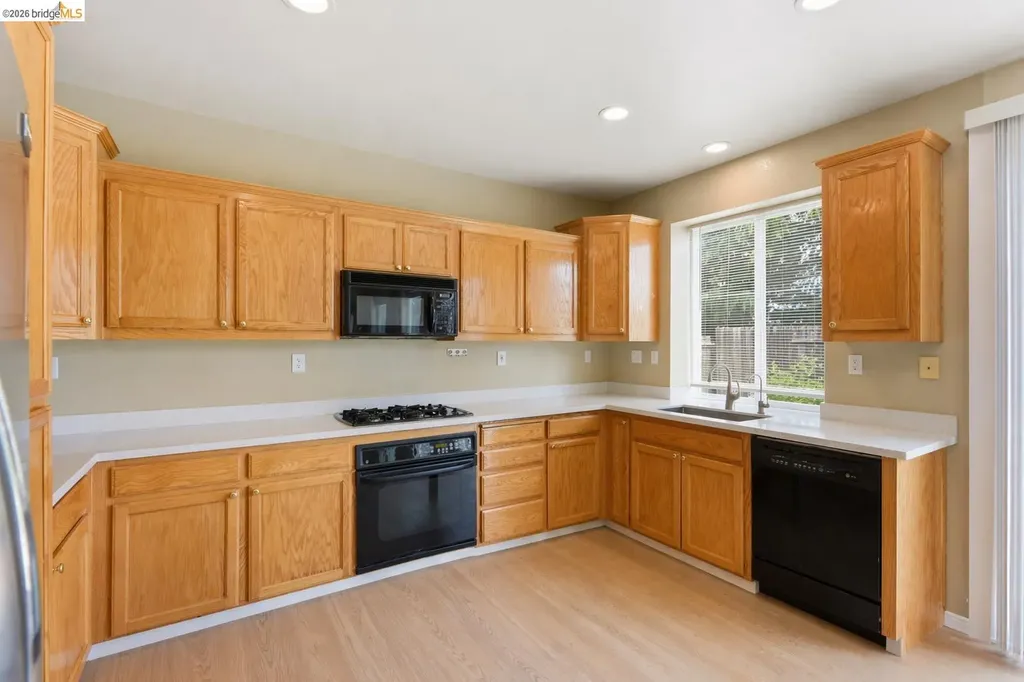 2415 Crystal Way Antioch CA 94531