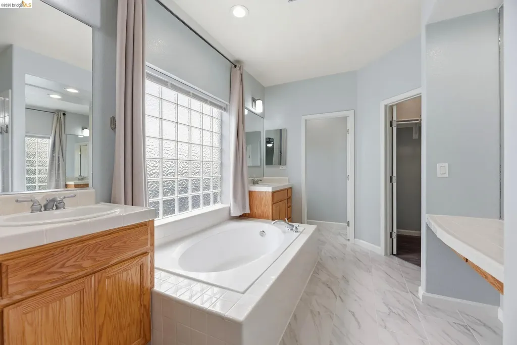 2415 Crystal Way Antioch CA 94531