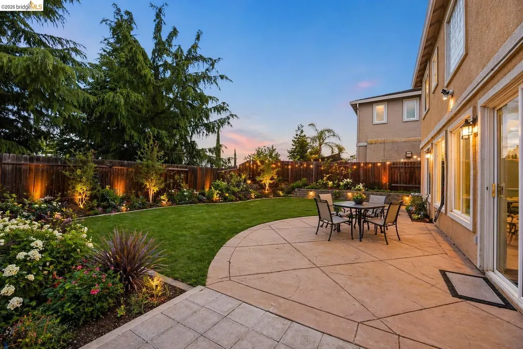 2415 Crystal Way Antioch CA 94531