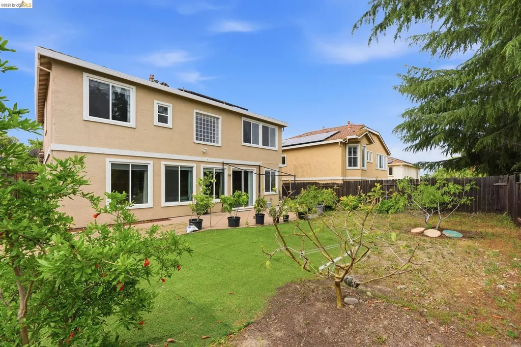 2415 Crystal Way Antioch CA 94531