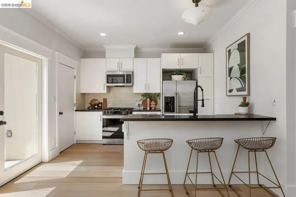 851 Arlington Avenue Oakland CA 94608