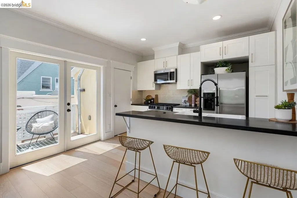 851 Arlington Avenue Oakland CA 94608