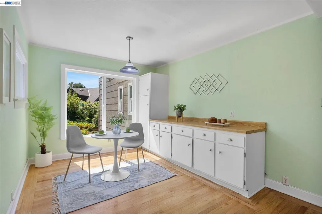 2114 Marin Avenue Berkeley CA 94707