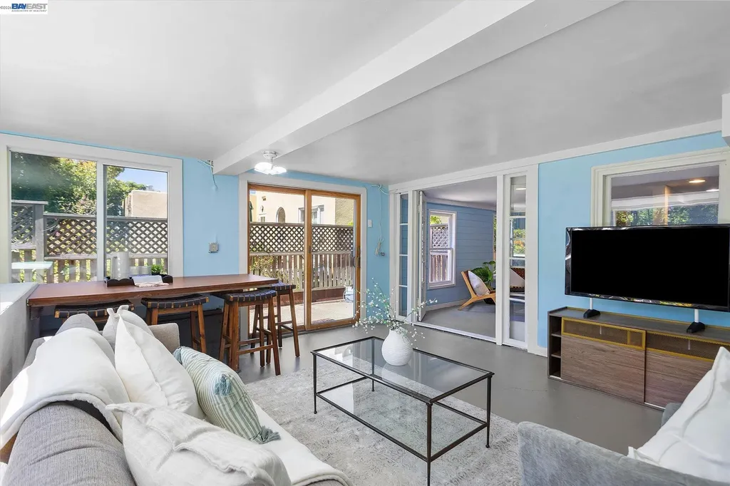 2114 Marin Avenue Berkeley CA 94707