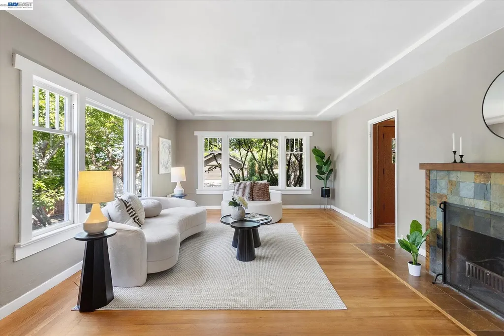 2114 Marin Avenue Berkeley CA 94707