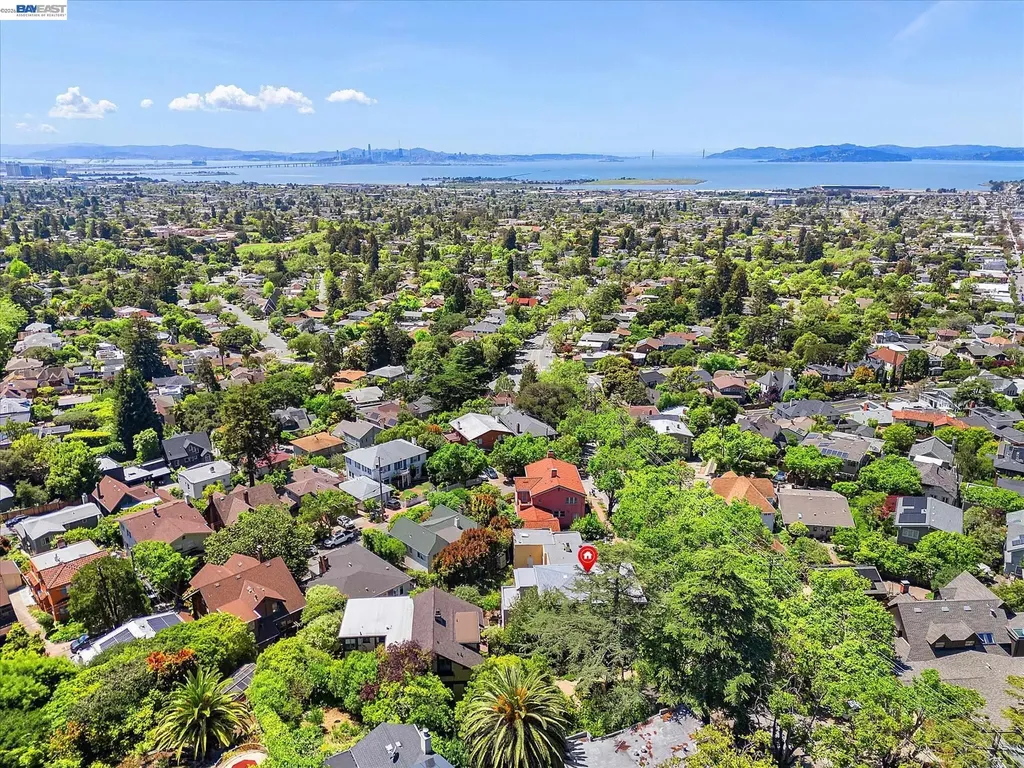 2114 Marin Avenue Berkeley CA 94707