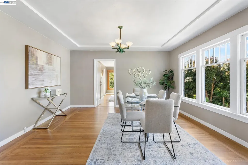 2114 Marin Avenue Berkeley CA 94707