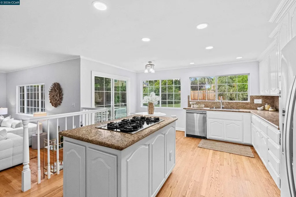 2411 Skylark Way Pleasanton CA 94566