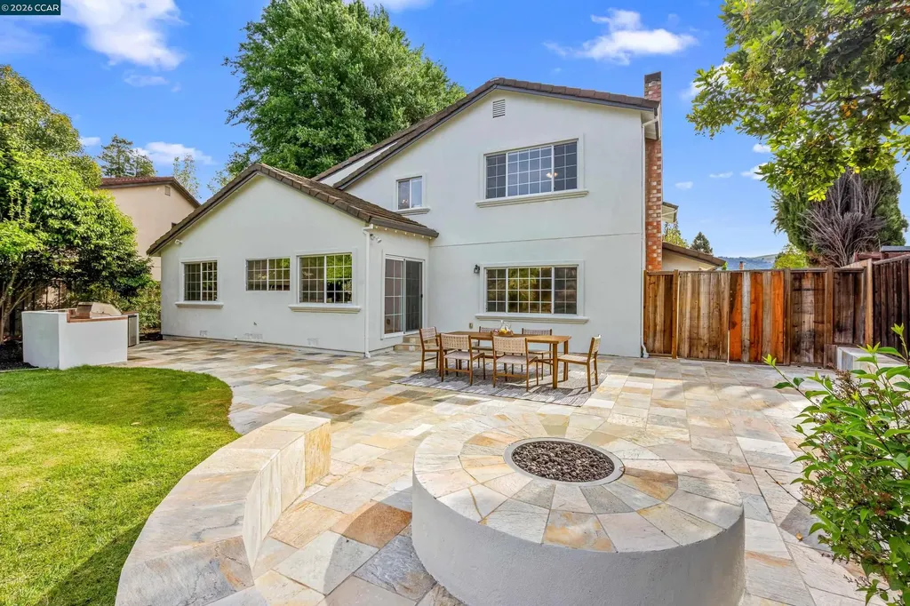 2411 Skylark Way Pleasanton CA 94566