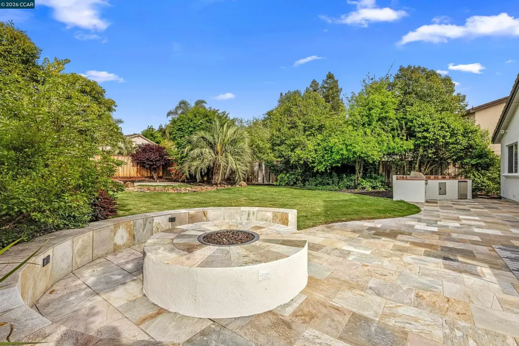 2411 Skylark Way Pleasanton CA 94566