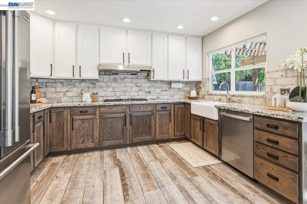 2377 College Avenue Livermore CA 94550