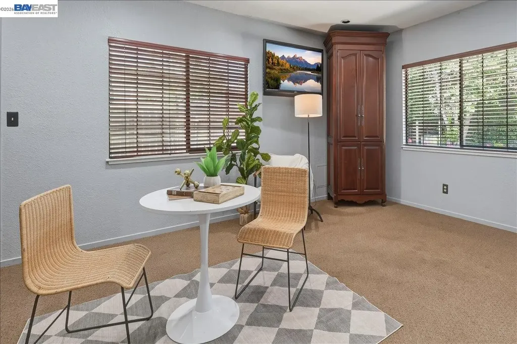 2377 College Avenue Livermore CA 94550