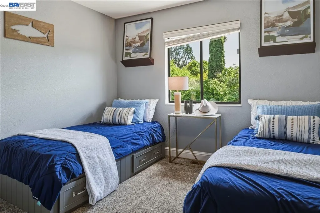 2377 College Avenue Livermore CA 94550