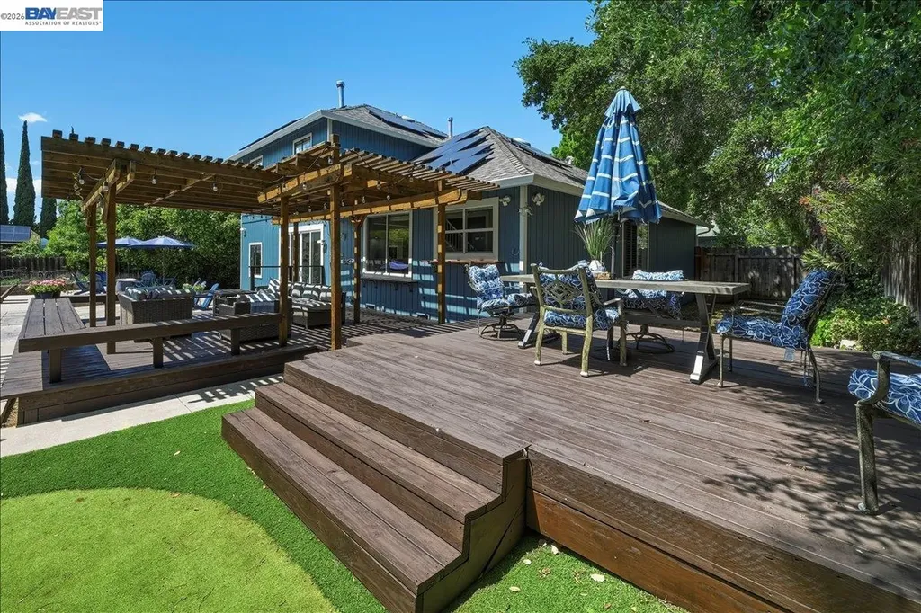 2377 College Avenue Livermore CA 94550