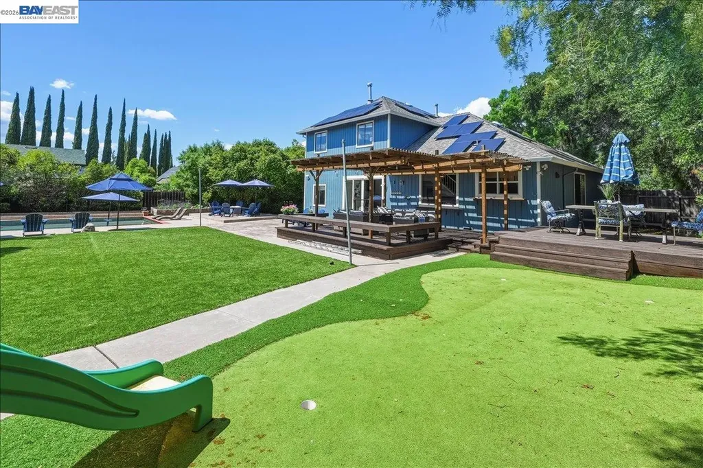 2377 College Avenue Livermore CA 94550
