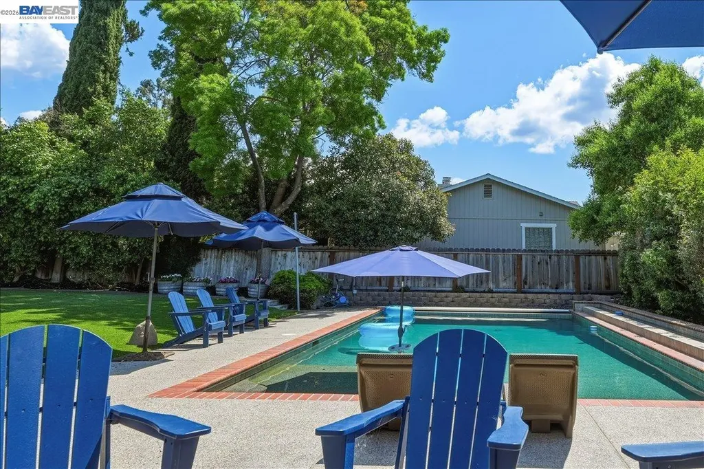 2377 College Avenue Livermore CA 94550