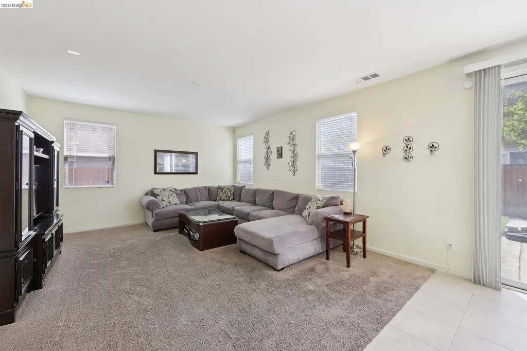 1327 Tuolumne Way Oakley CA 94561
