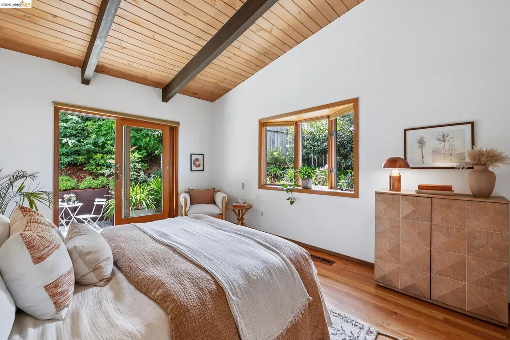 3560 Dwight Way Berkeley CA 94704