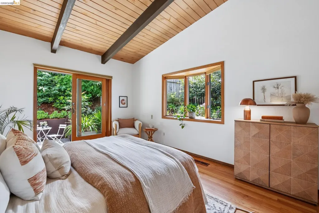 3560 Dwight Way Berkeley CA 94704
