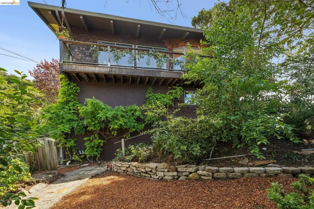 3560 Dwight Way Berkeley CA 94704