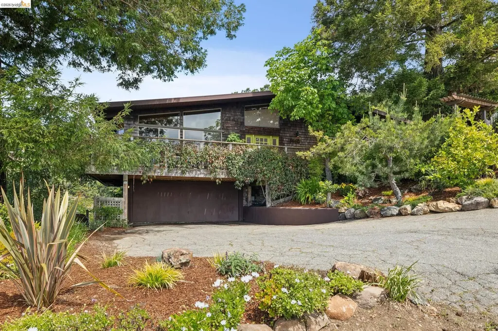 3560 Dwight Way Berkeley CA 94704