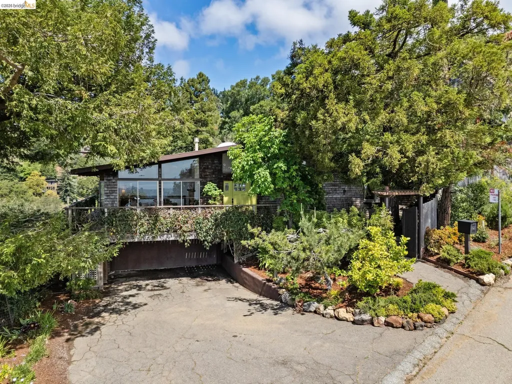 3560 Dwight Way Berkeley CA 94704