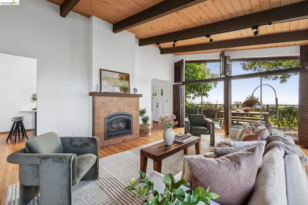 3560 Dwight Way Berkeley CA 94704
