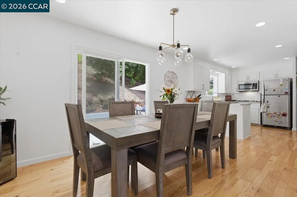 125 Elysian Fields Drive Oakland CA 94605