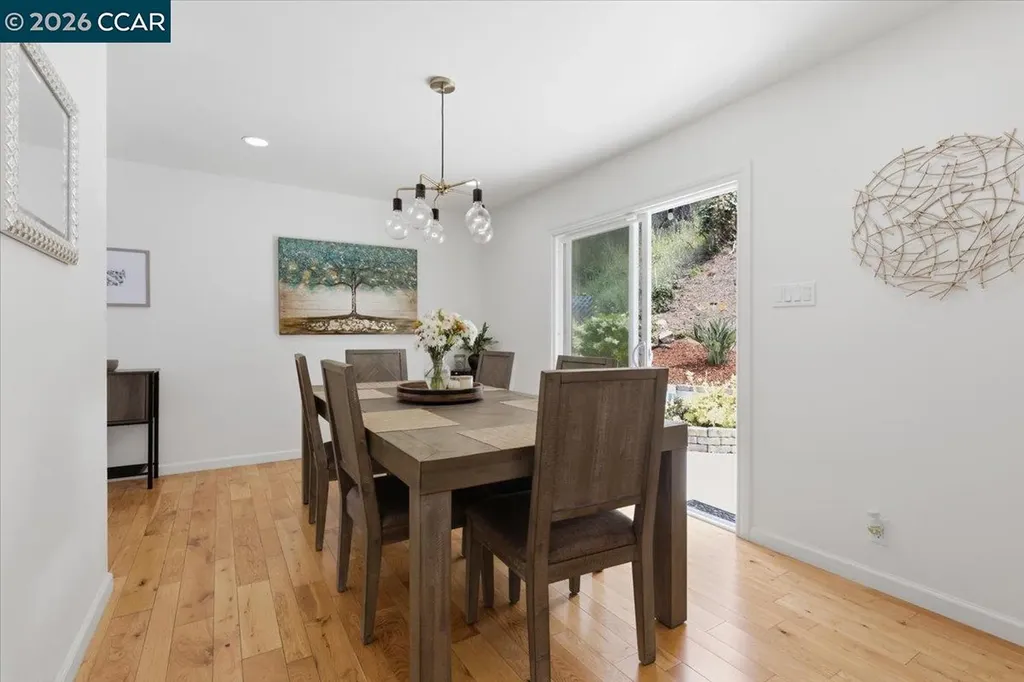 125 Elysian Fields Drive Oakland CA 94605