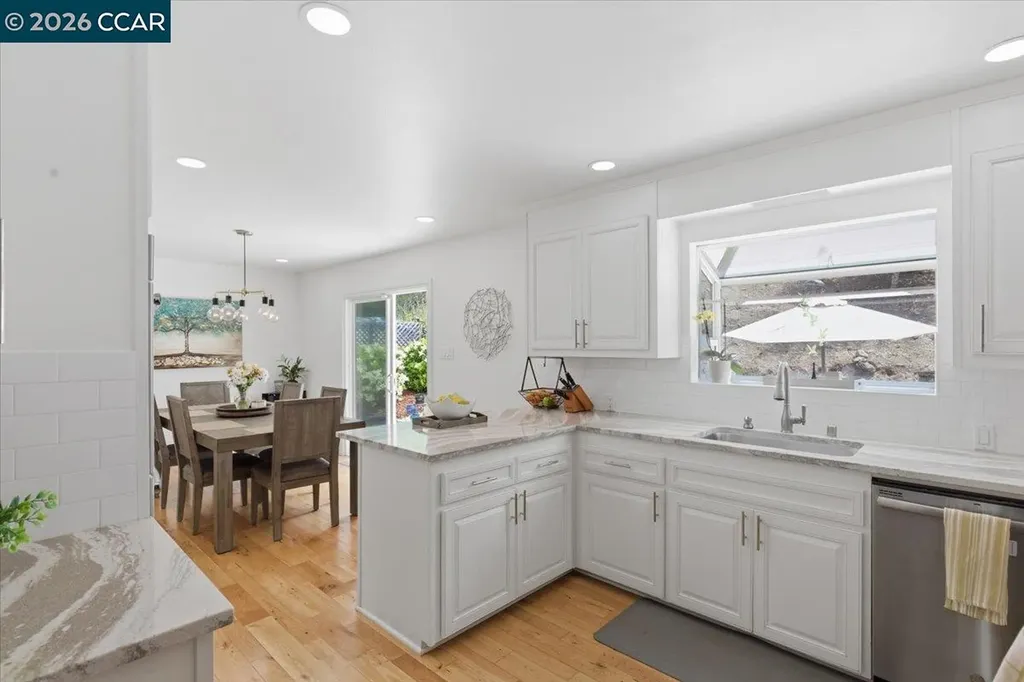 125 Elysian Fields Drive Oakland CA 94605