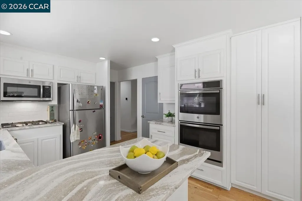 125 Elysian Fields Drive Oakland CA 94605