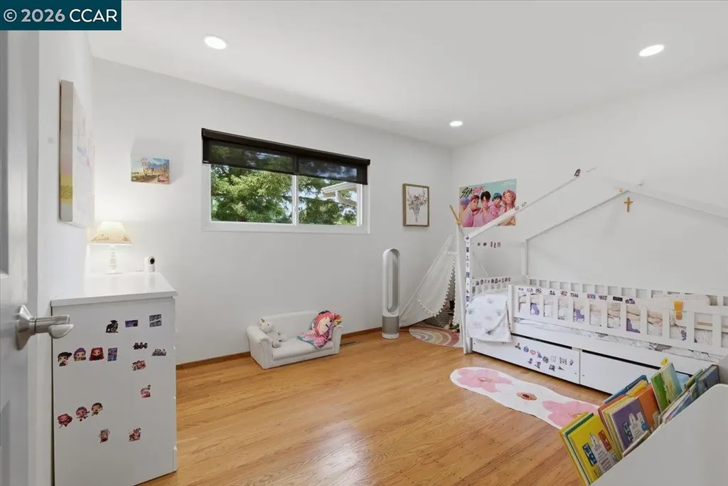125 Elysian Fields Drive Oakland CA 94605