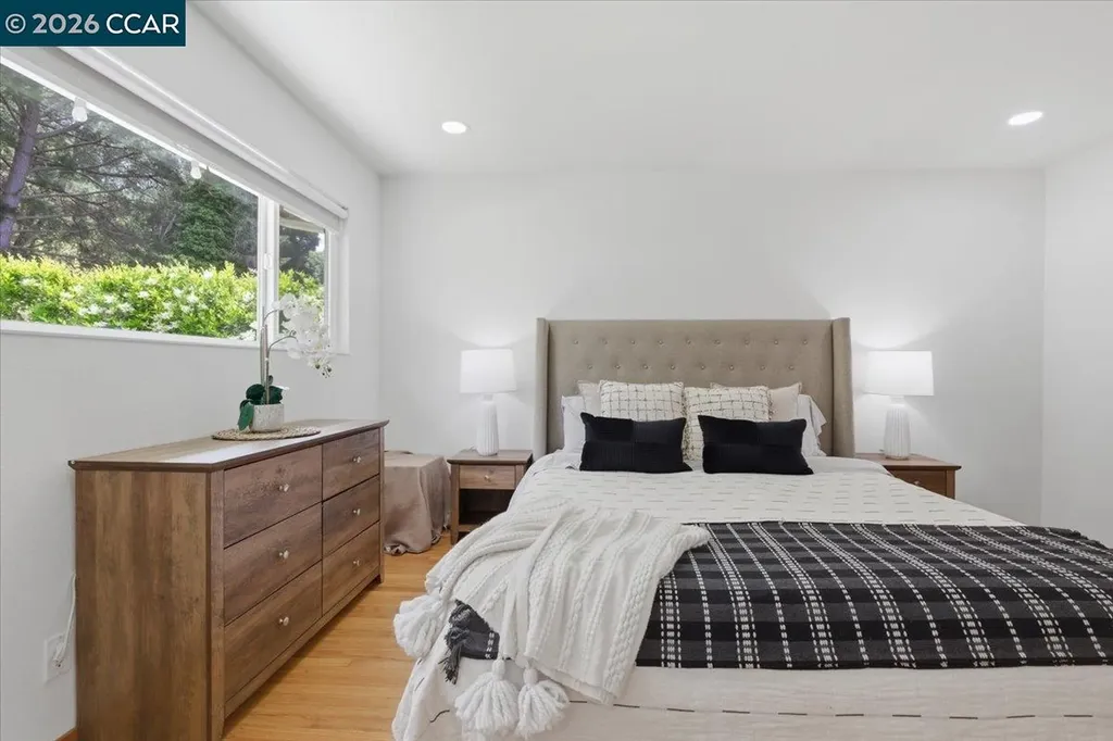 125 Elysian Fields Drive Oakland CA 94605