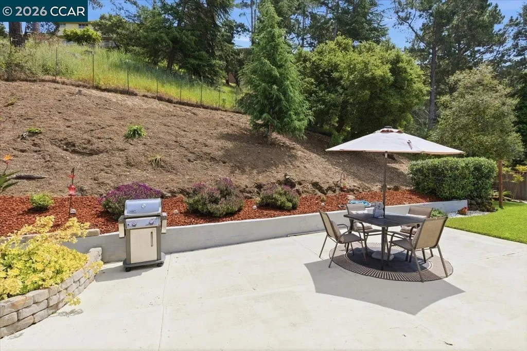125 Elysian Fields Drive Oakland CA 94605
