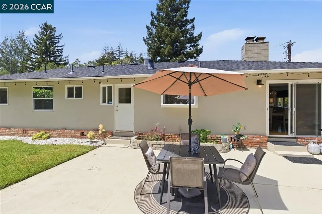 125 Elysian Fields Drive Oakland CA 94605