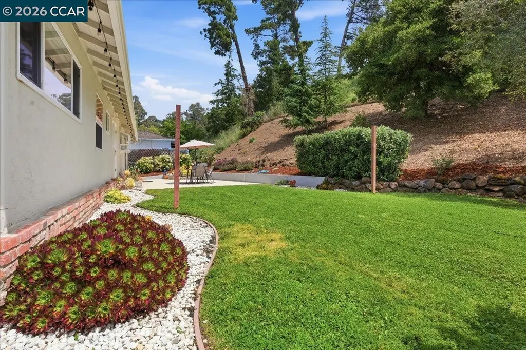 125 Elysian Fields Drive Oakland CA 94605