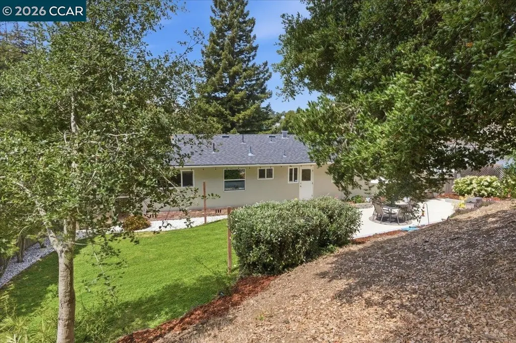 125 Elysian Fields Drive Oakland CA 94605