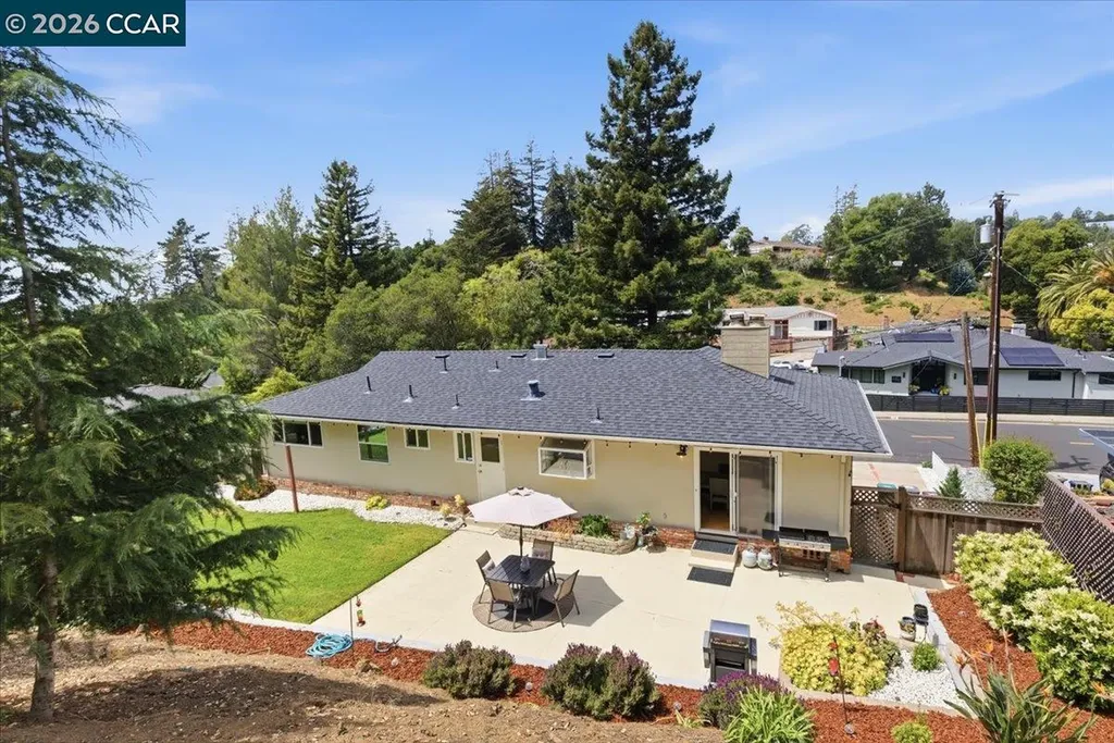 125 Elysian Fields Drive Oakland CA 94605