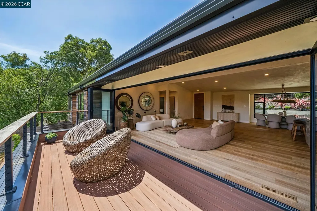 205 Crestview Drive Orinda CA 94563