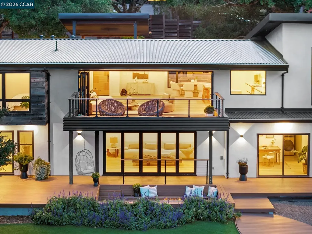 205 Crestview Drive Orinda CA 94563