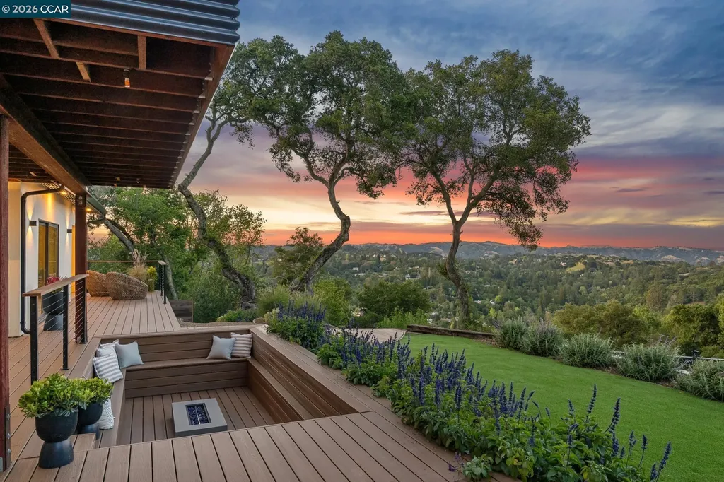 205 Crestview Drive Orinda CA 94563