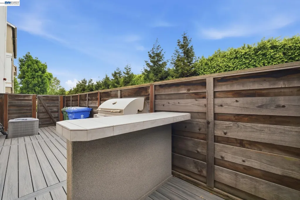 38250 Luma Terrace Newark CA 94560