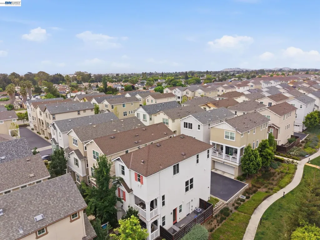38250 Luma Terrace Newark CA 94560