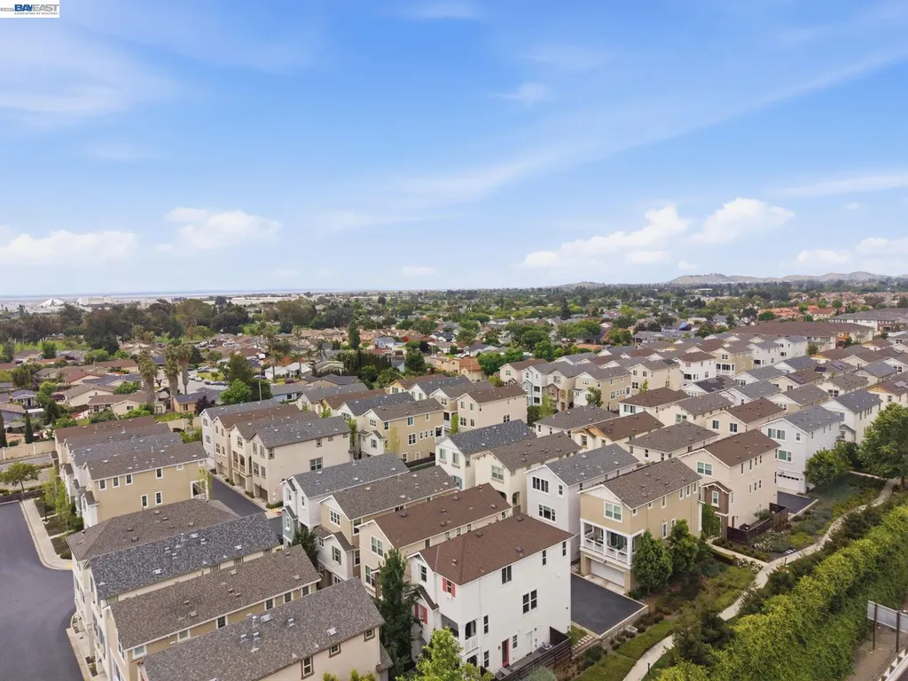 38250 Luma Terrace Newark CA 94560