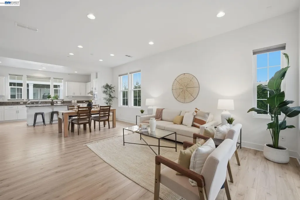 38250 Luma Terrace Newark CA 94560