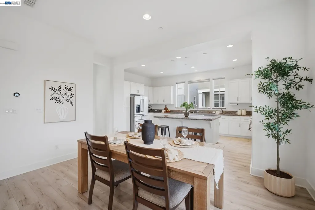 38250 Luma Terrace Newark CA 94560