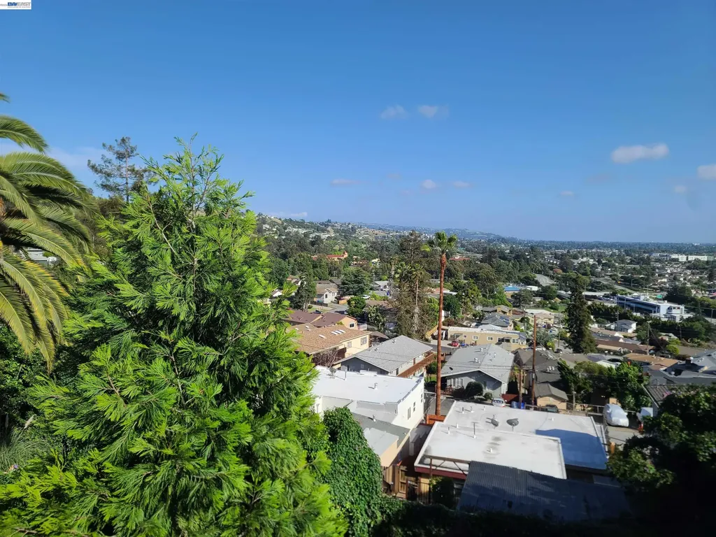 2091 Altamont Road Castro Valley CA 94578