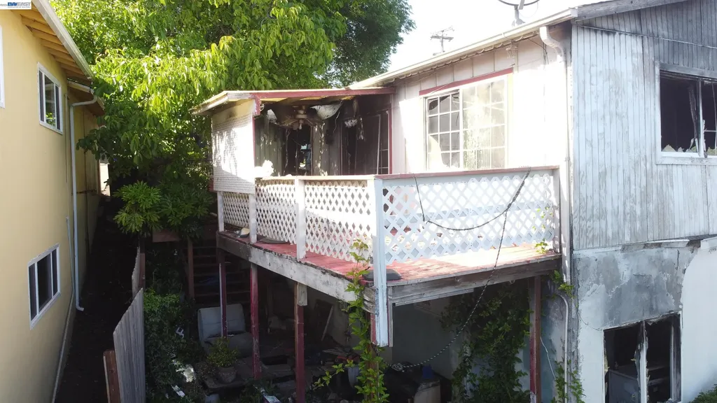 2091 Altamont Road Castro Valley CA 94578